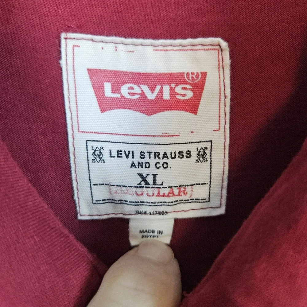 Levi's‎ Men's Burgundy Long Sleeve Pocket Polo Shirt Size XL 100% Cotton SPOTS